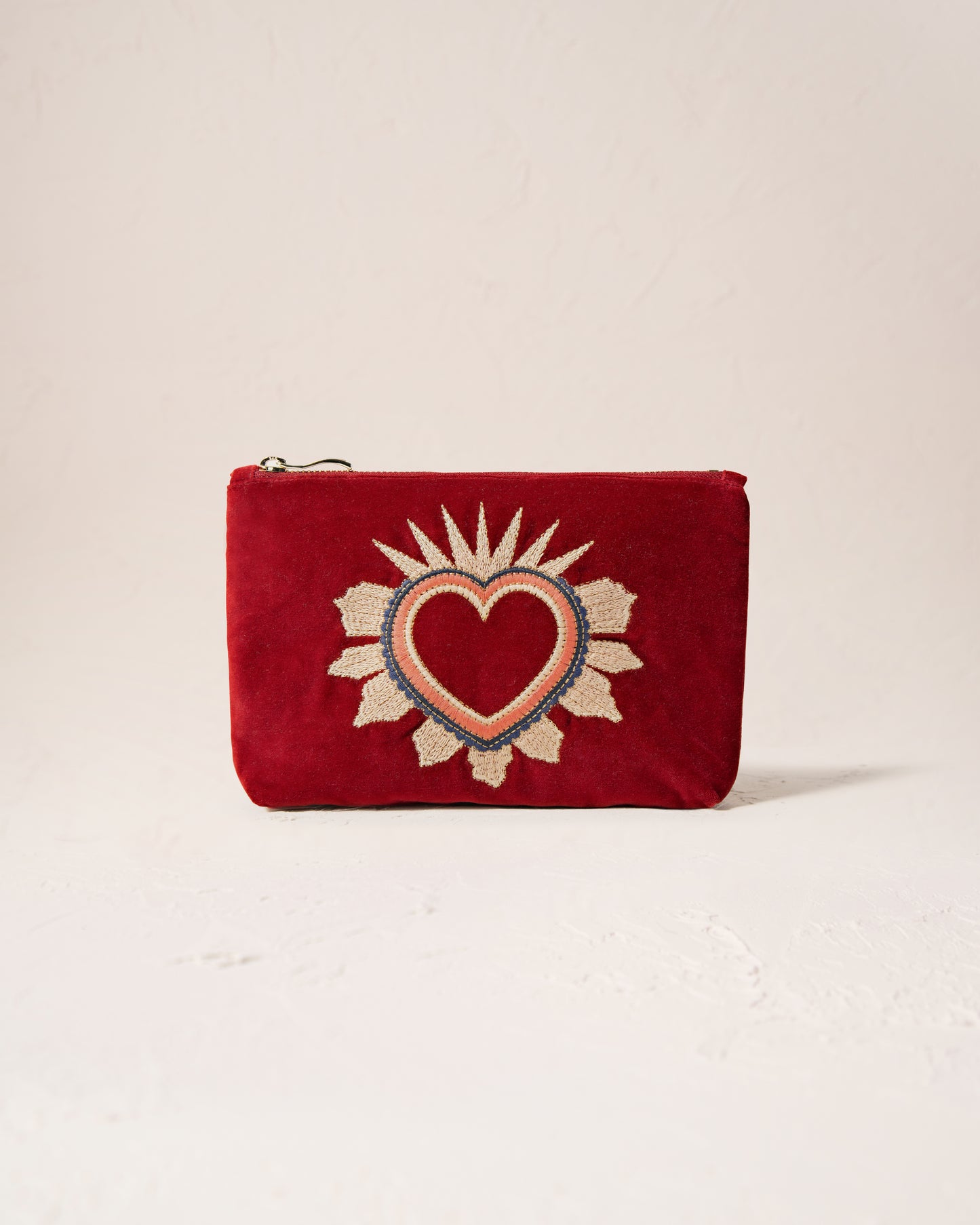 Elizabeth Scarlett, Heart Mini Pouch